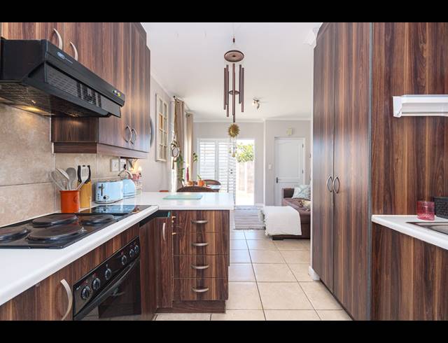 2 BEDROOM FREESTANDING SOLD IN SUNNINGDALE